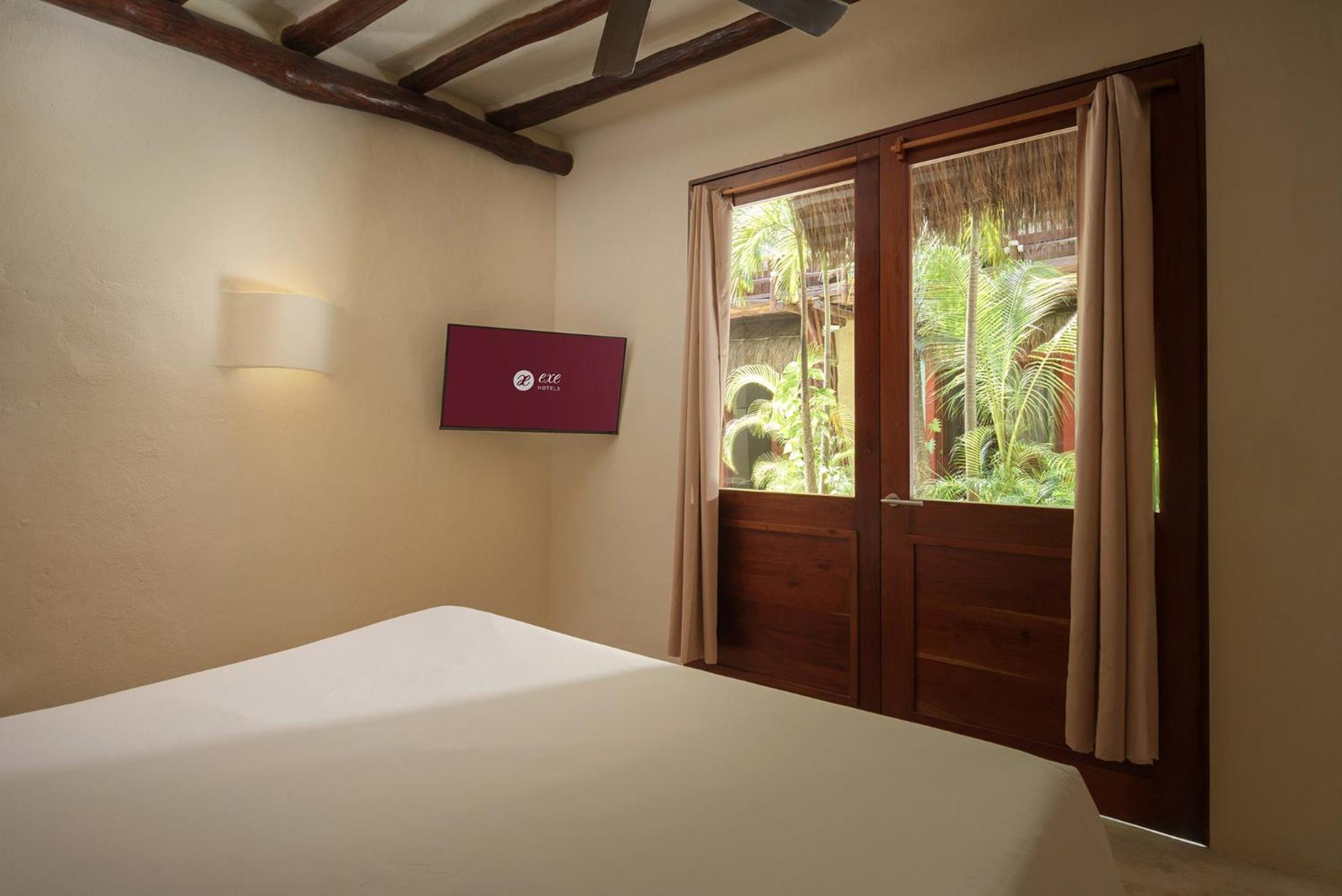 Exe El Pueblito Hotel Isla Holbox Bagian luar foto