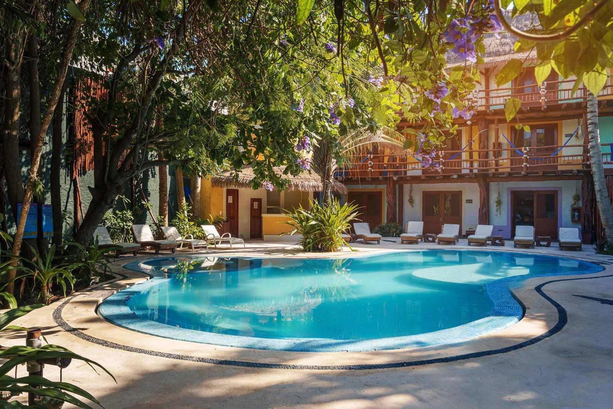 Exe El Pueblito Hotel Isla Holbox Bagian luar foto