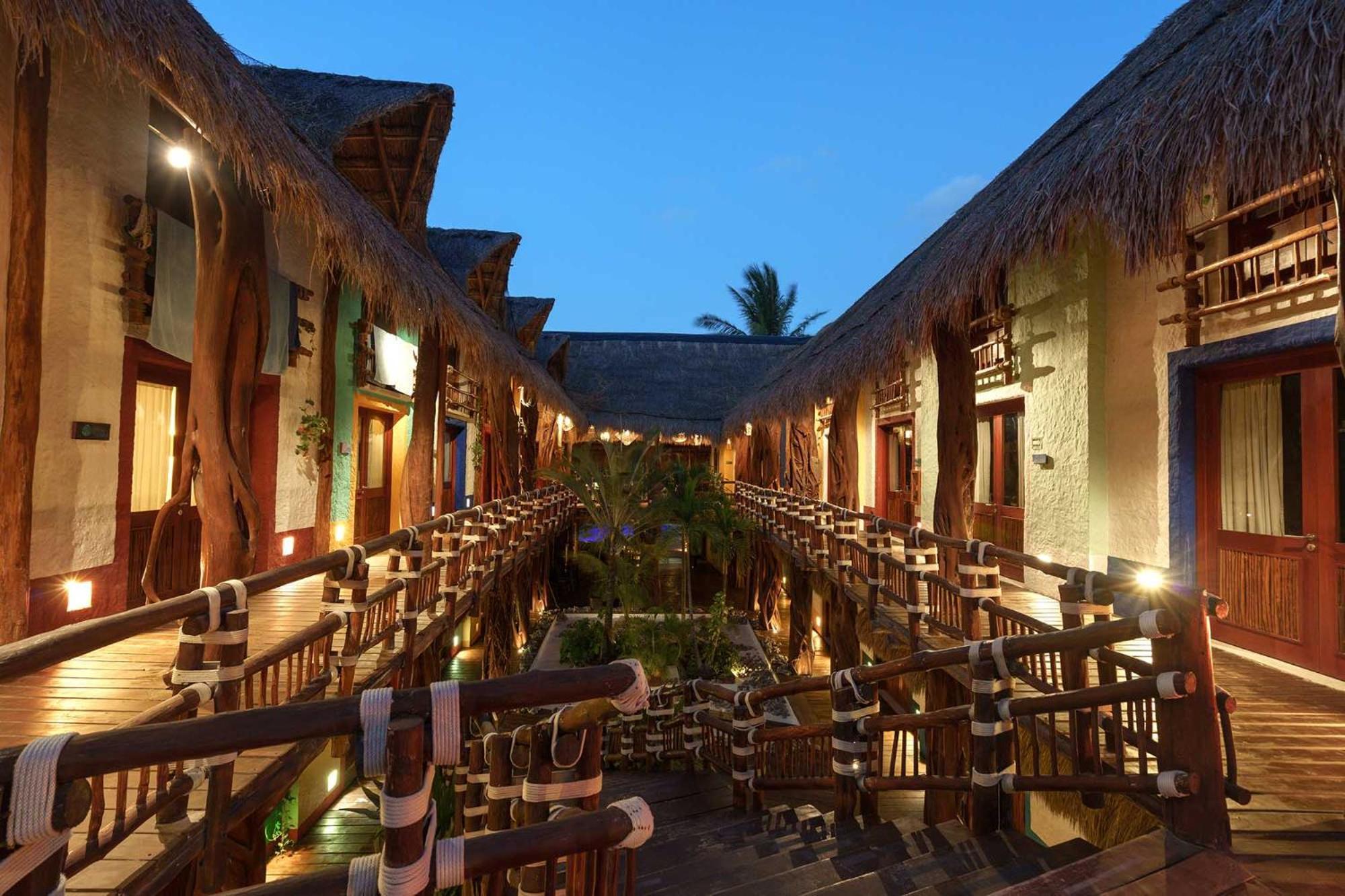 Exe El Pueblito Hotel Isla Holbox Bagian luar foto