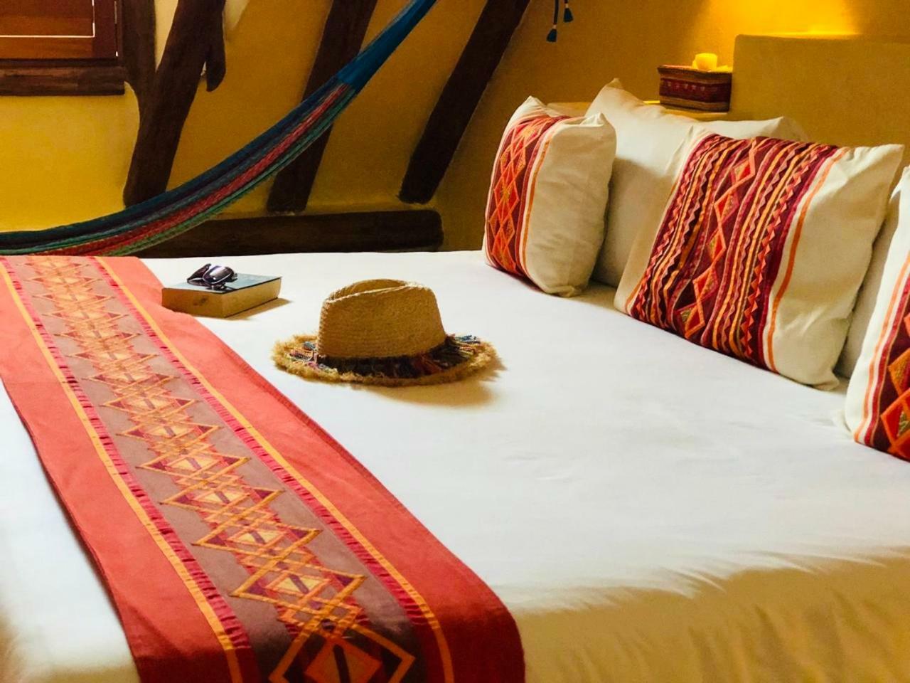 Exe El Pueblito Hotel Isla Holbox Bagian luar foto